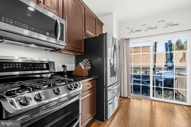 175 GREAT LAUREL SQ SE, Leesburg, VA 20175