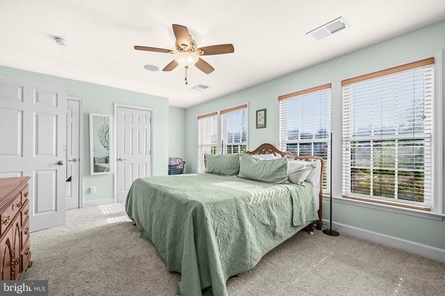 175 GREAT LAUREL SQ SE, Leesburg, VA 20175