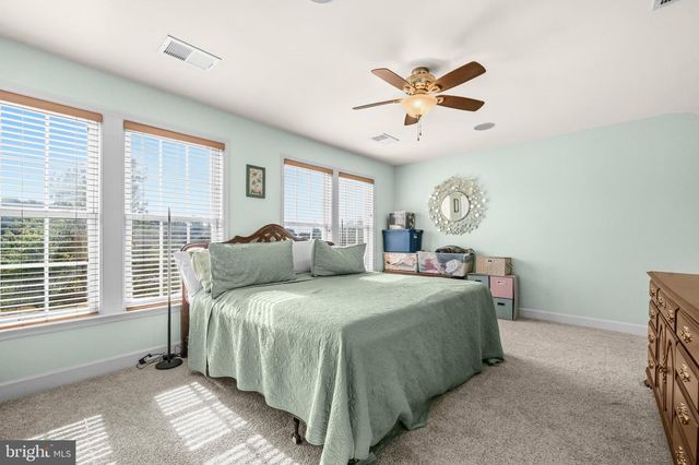 175 GREAT LAUREL SQ SE, Leesburg, VA 20175