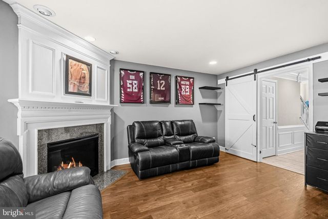 175 GREAT LAUREL SQ SE, Leesburg, VA 20175