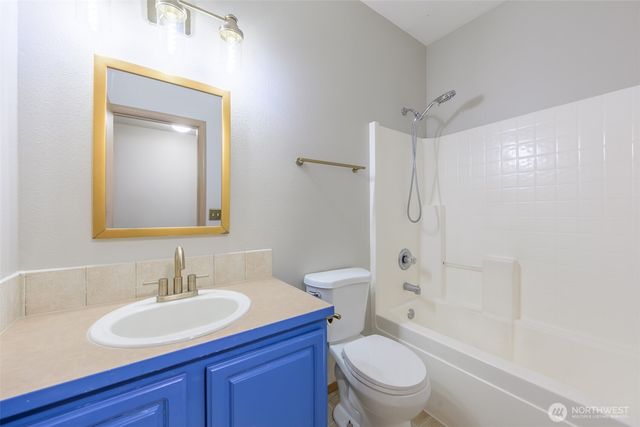 10504 248th Street Ct E, Graham, WA 98338