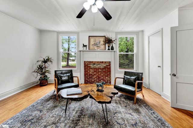 108 N Poinsett Highway, Travelers Rest, SC 29690