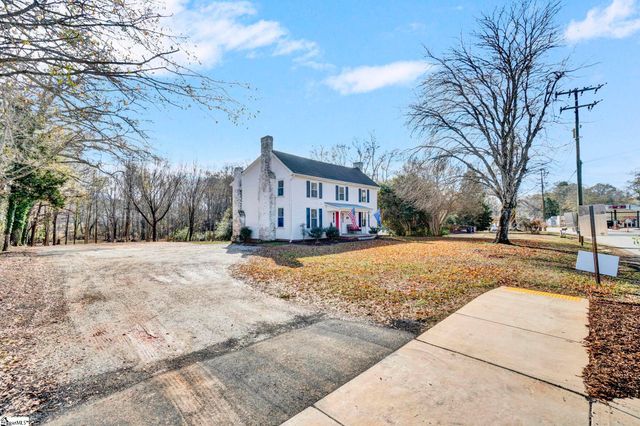 108 N Poinsett Highway, Travelers Rest, SC 29690