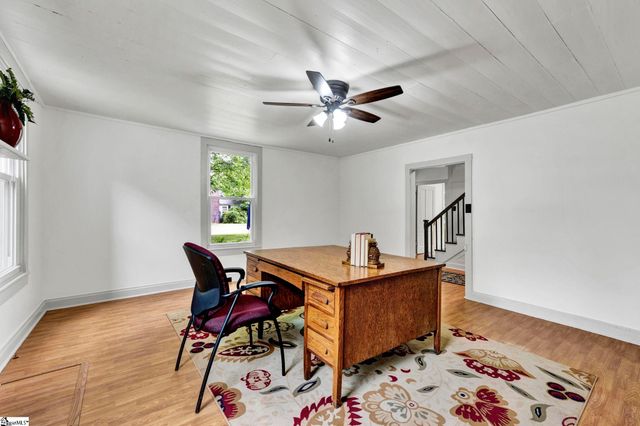 108 N Poinsett Highway, Travelers Rest, SC 29690