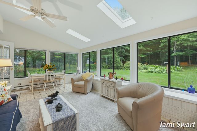 17484 Beech Hill Drive, Grand Haven, MI 49417