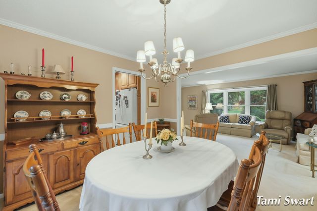 17484 Beech Hill Drive, Grand Haven, MI 49417