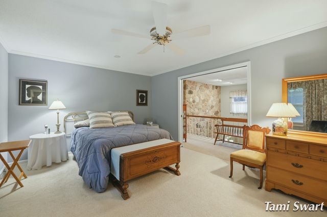 17484 Beech Hill Drive, Grand Haven, MI 49417