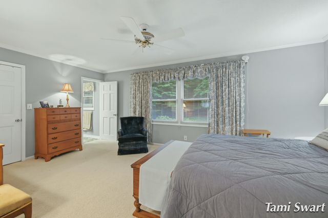 17484 Beech Hill Drive, Grand Haven, MI 49417