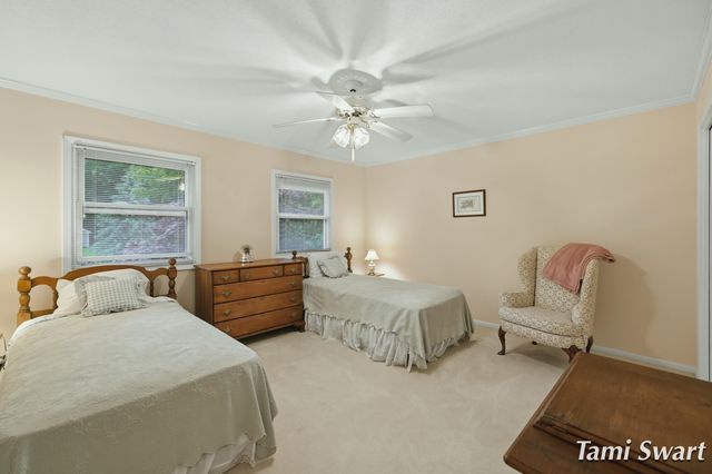 17484 Beech Hill Drive, Grand Haven, MI 49417