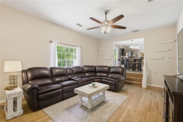 1880 Rocksram Drive, Buford, GA 30519