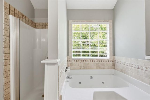 1880 Rocksram Drive, Buford, GA 30519