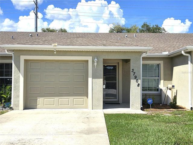 37908 PRAIRIE ROSE LOOP, Zephyrhills, FL 33542