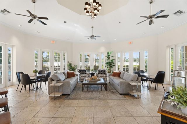 889 ISLAND CLUB SQUARE, Vero Beach, FL 32963