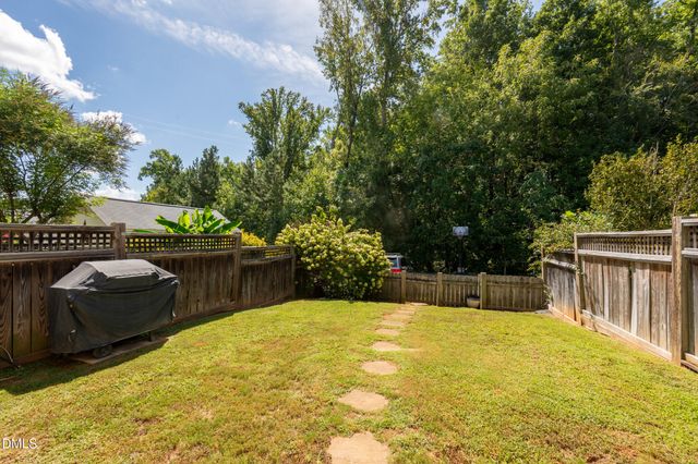 26 Danbury Court, Pittsboro, NC 27312