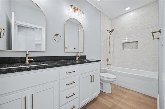 5021 Bradshaw Street, Shawnee, KS 66216