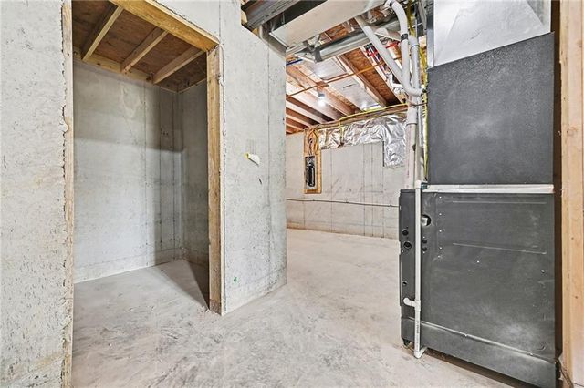 5021 Bradshaw Street, Shawnee, KS 66216