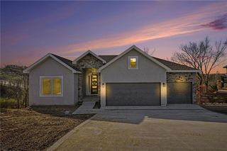 5021 Bradshaw Street, Shawnee, KS 66216