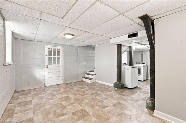 1304 Thurmond Street, Winston-salem, NC 27105