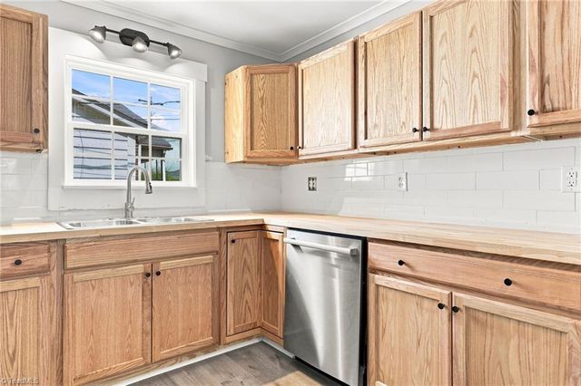1304 Thurmond Street, Winston-salem, NC 27105