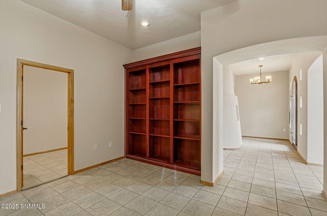 1985 Palm Canyon Drive, Las Cruces, NM 88011