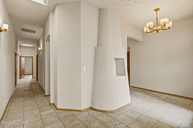 1985 Palm Canyon Drive, Las Cruces, NM 88011