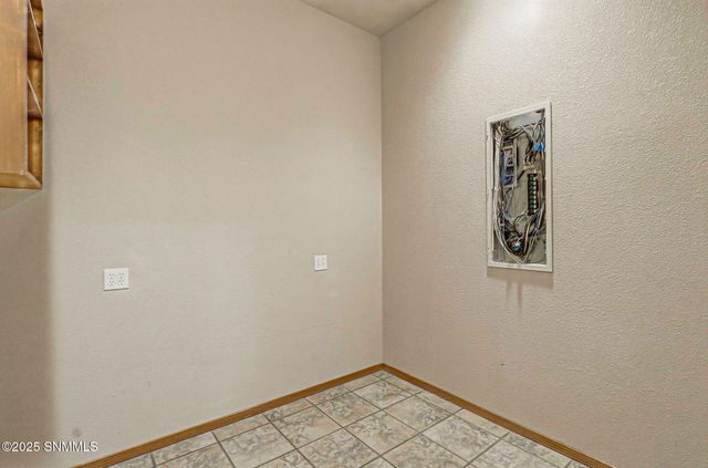 1985 Palm Canyon Drive, Las Cruces, NM 88011