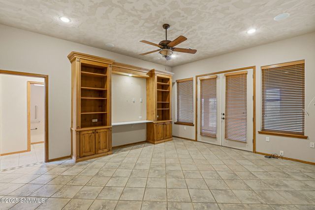 1985 Palm Canyon Drive, Las Cruces, NM 88011