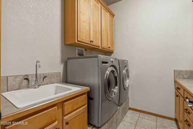 1985 Palm Canyon Drive, Las Cruces, NM 88011