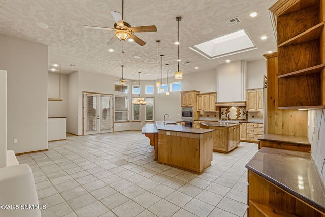 1985 Palm Canyon Drive, Las Cruces, NM 88011