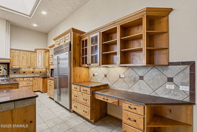 1985 Palm Canyon Drive, Las Cruces, NM 88011