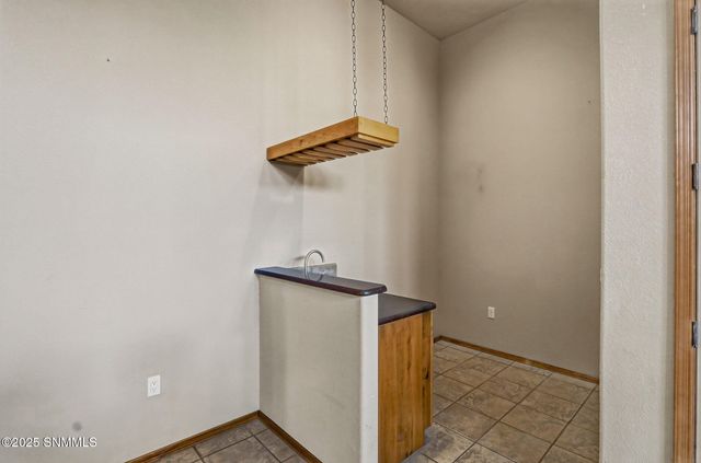 1985 Palm Canyon Drive, Las Cruces, NM 88011