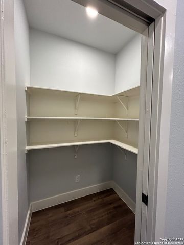 123 Fairview Ave Apt 3, San Antonio, TX 78223