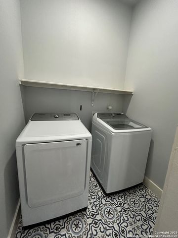 123 Fairview Ave Apt 3, San Antonio, TX 78223