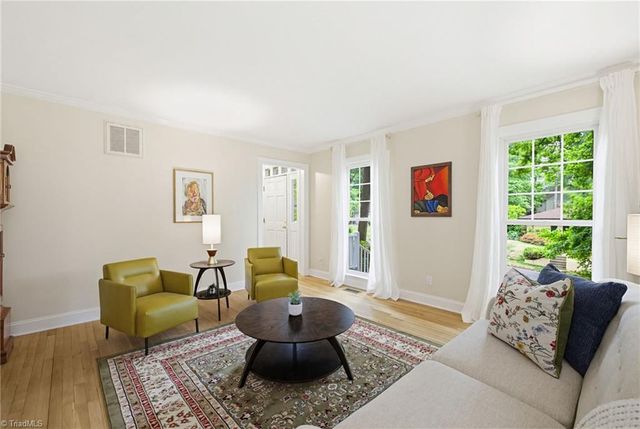 4602 Forest Glen Road, Greensboro, NC 27410