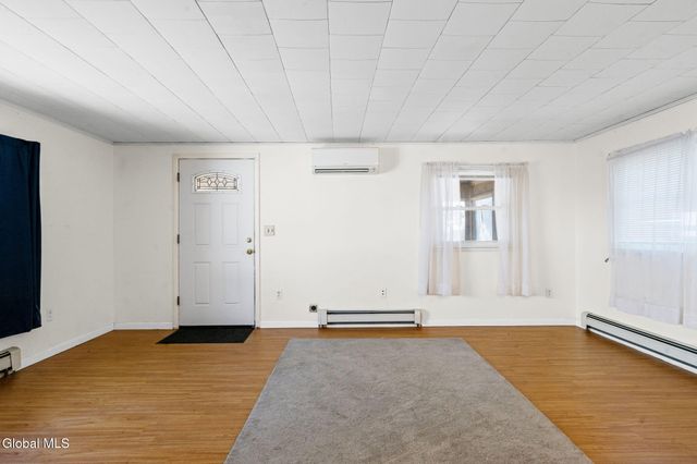 302 Washington Ave E., East Greenbush, NY 12144