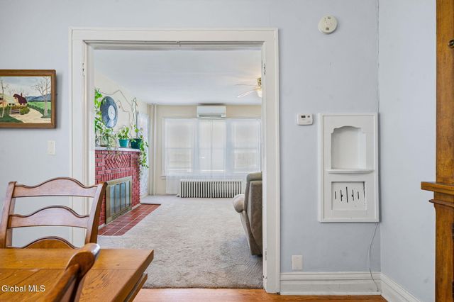 302 Washington Ave E., East Greenbush, NY 12144