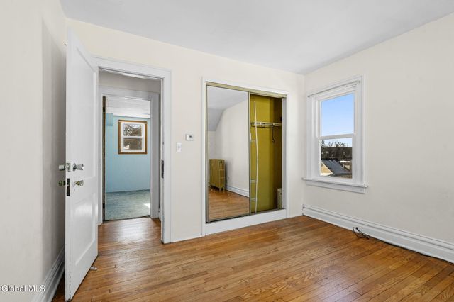 302 Washington Ave E., East Greenbush, NY 12144