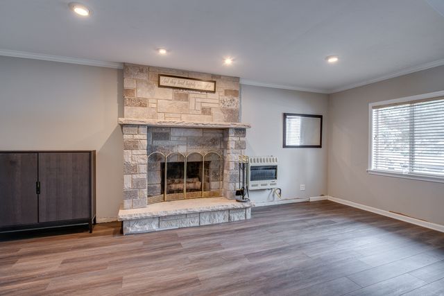 112 Seabury Road, Bolingbrook, IL 60440