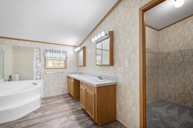 2342 & 2412 ARTMAN Road, Conneautville, PA 16406