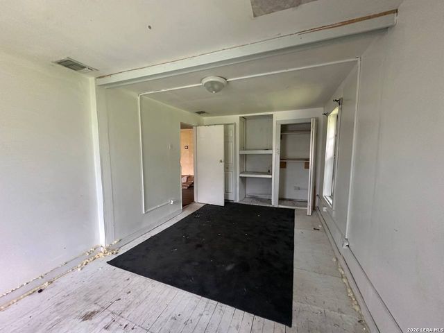 1408 W GERALD AVE, San Antonio, TX 78211