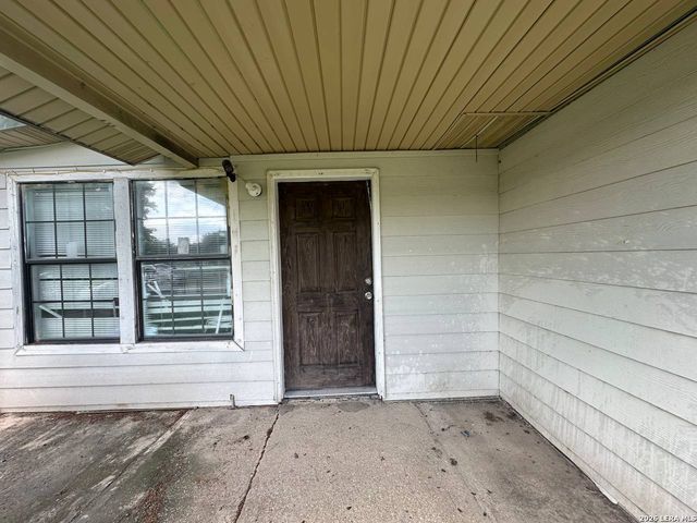 1408 W GERALD AVE, San Antonio, TX 78211