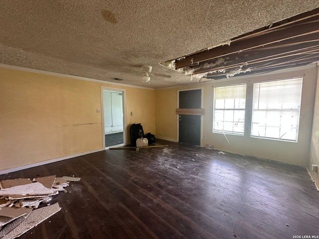 1408 W GERALD AVE, San Antonio, TX 78211