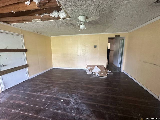 1408 W GERALD AVE, San Antonio, TX 78211