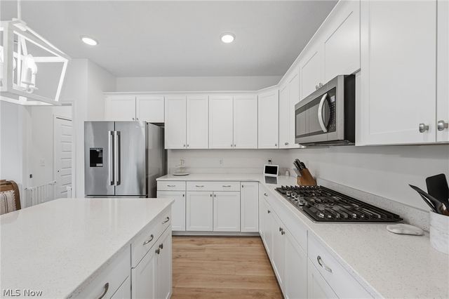 6655 Merlin Drive, Medina, OH 44256