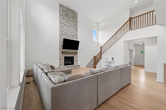 6655 Merlin Drive, Medina, OH 44256