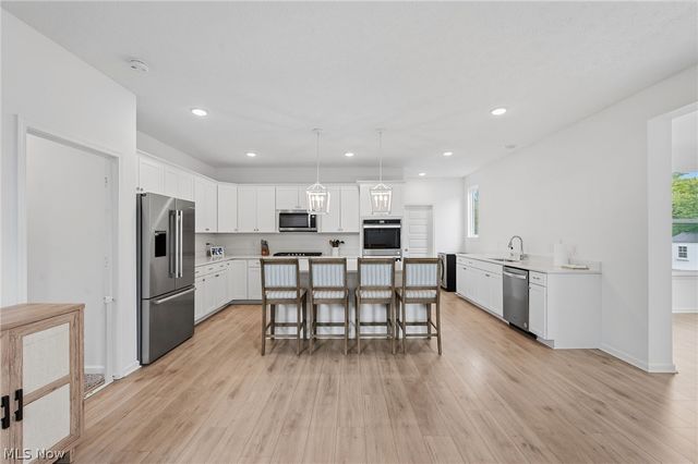 6655 Merlin Drive, Medina, OH 44256