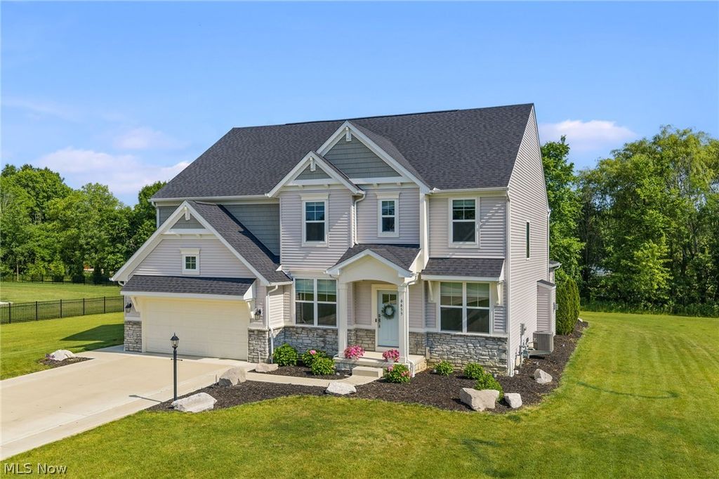 6655 Merlin Drive, Medina, OH 44256