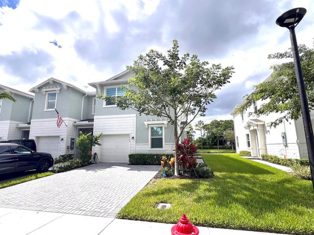 5409 Flannigan Way, Lake Worth, FL 33463