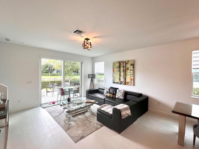 5409 Flannigan Way, Lake Worth, FL 33463