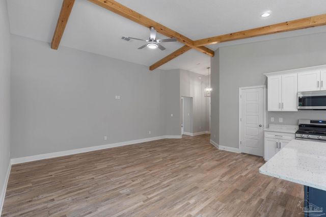 8302 Vickie St, Pensacola, FL 32514